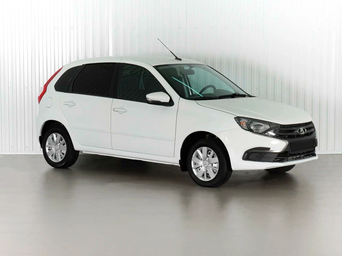 Lada Granta Хэтчбек в Ставрополь - фото №1